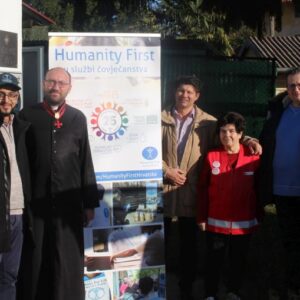 Pakete hrane u blagdanskim danima Božića i Nove godine